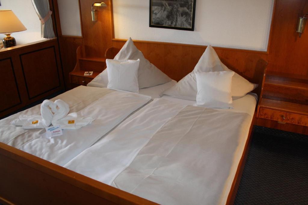 Hotel Friesengeist Wiesmoor Room photo